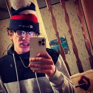 Meet your Posher, Quinton